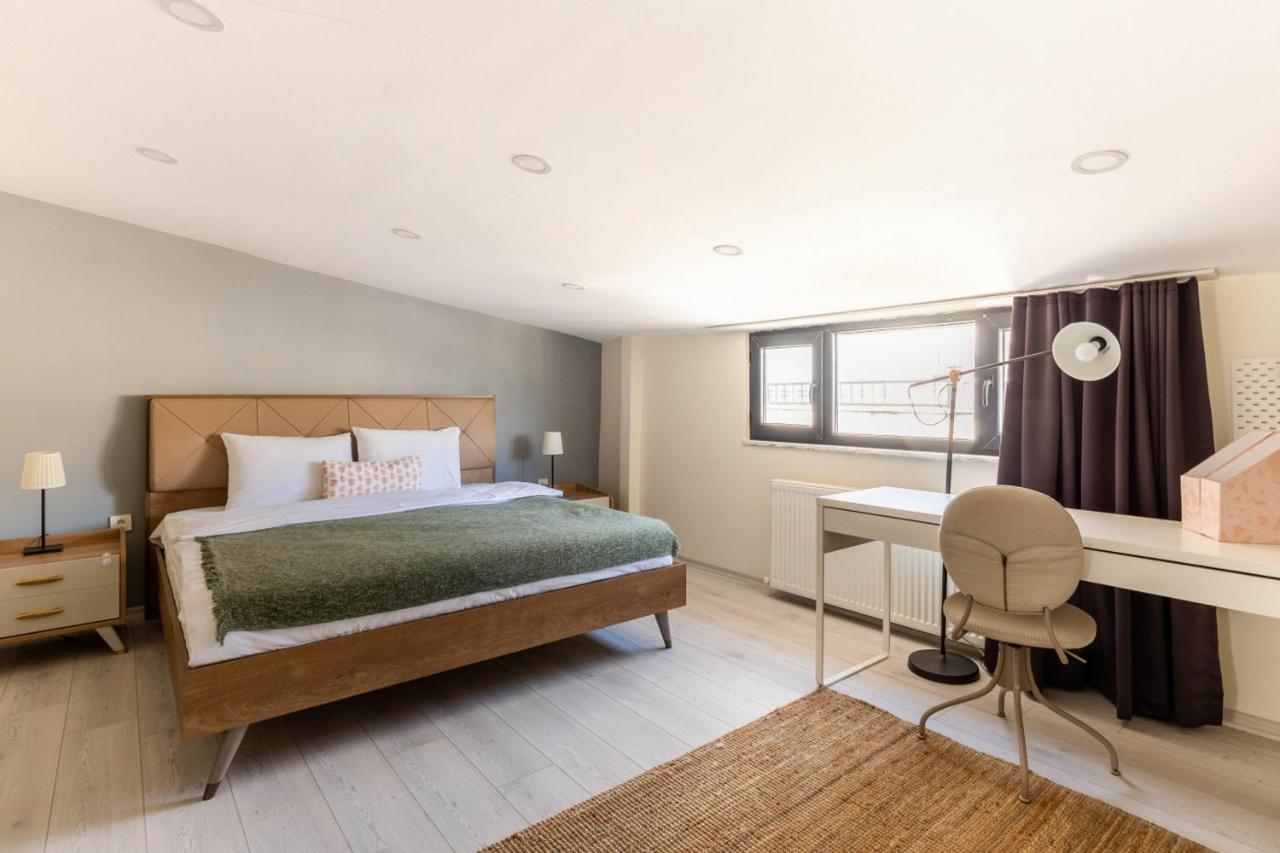 شقة Exquisite Flat With Terrace In Nisantasi اسطنبول المظهر الخارجي الصورة