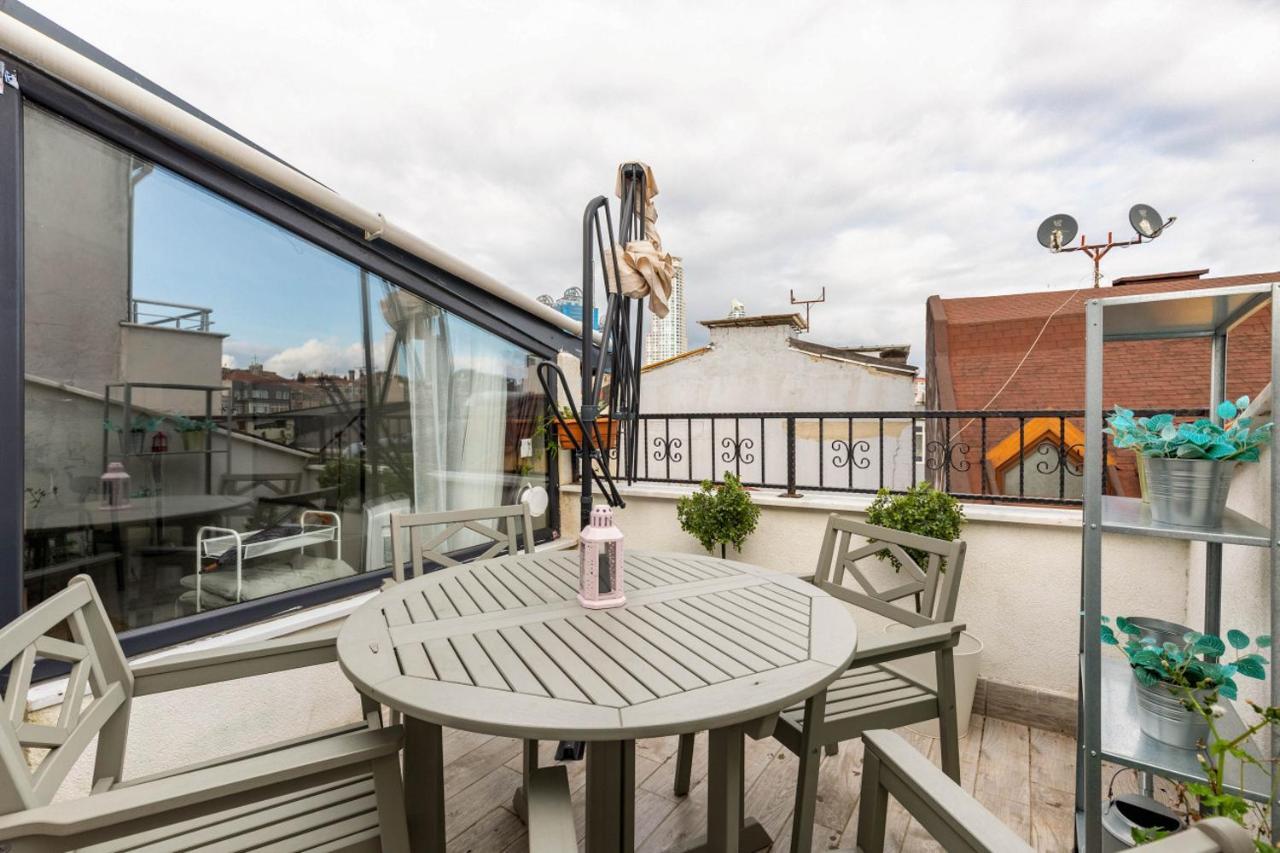 شقة Exquisite Flat With Terrace In Nisantasi اسطنبول المظهر الخارجي الصورة
